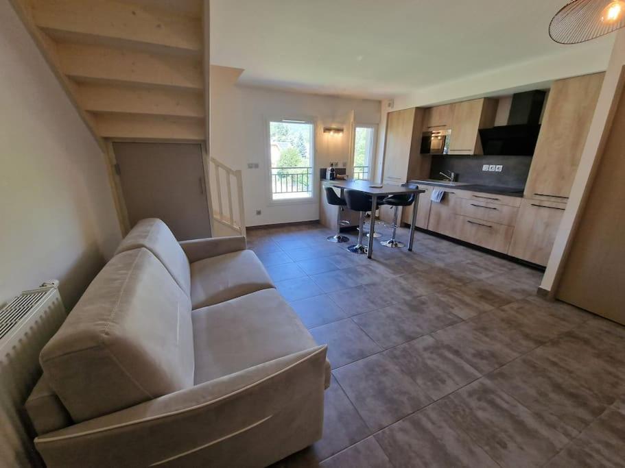 Superbe T2 Duplex Vue Sur Les Montagnes Apartment Chorges Ngoại thất bức ảnh