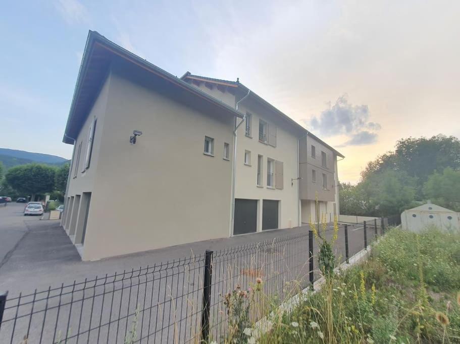 Superbe T2 Duplex Vue Sur Les Montagnes Apartment Chorges Ngoại thất bức ảnh